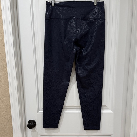 Aerie Offline Navy Metallic Patterned Leggings - Picture 3 of 4